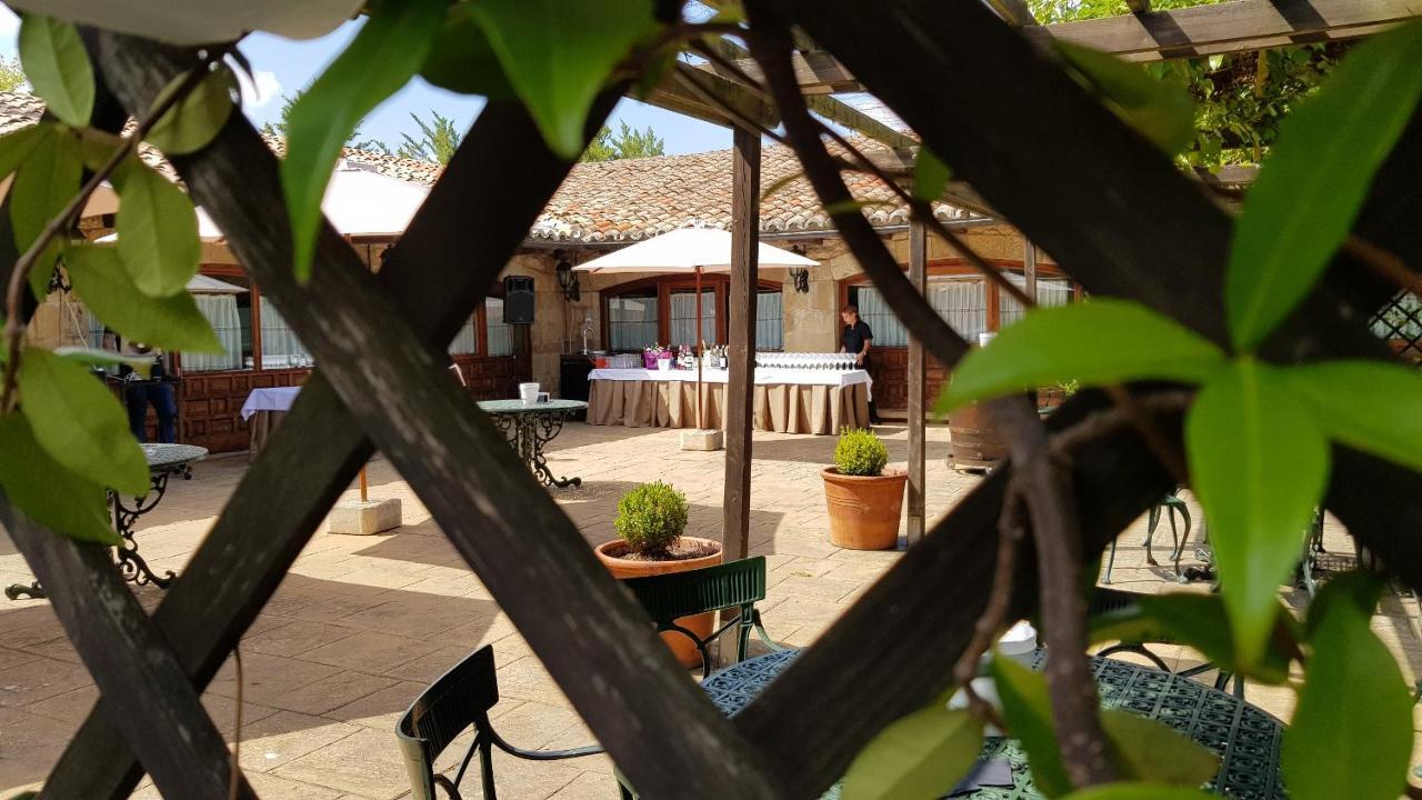 Hotel Luze El Toro Berrioplano Exterior photo